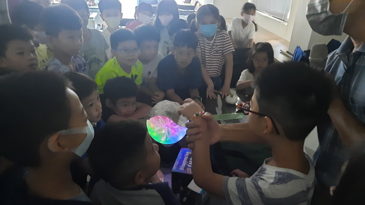 【科學與你】清大自強基金會營隊
